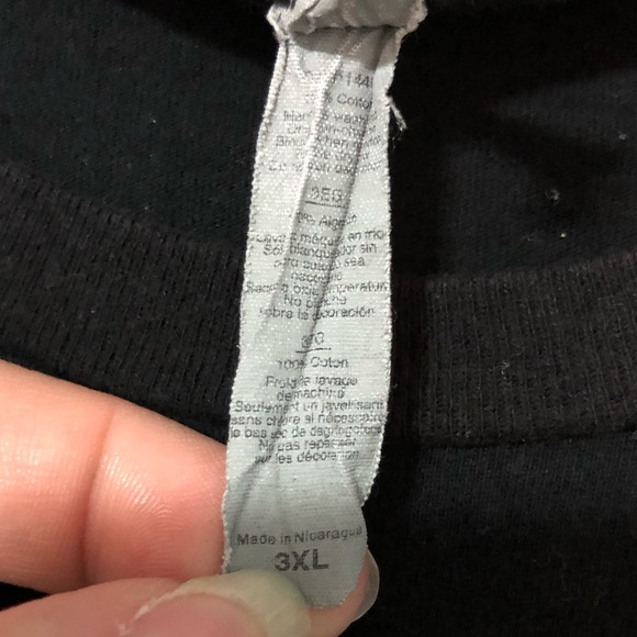 🔥 LAST CHANCE 🔥 Puncture Wounds Clothing ‘Love Kills’ Tee - Picture 4 of 7